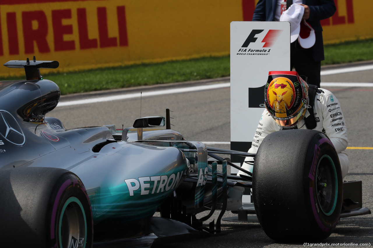 GP BELGIO, 26.08.2017 - Qualifiche, Lewis Hamilton (GBR) Mercedes AMG F1 W08 pole position