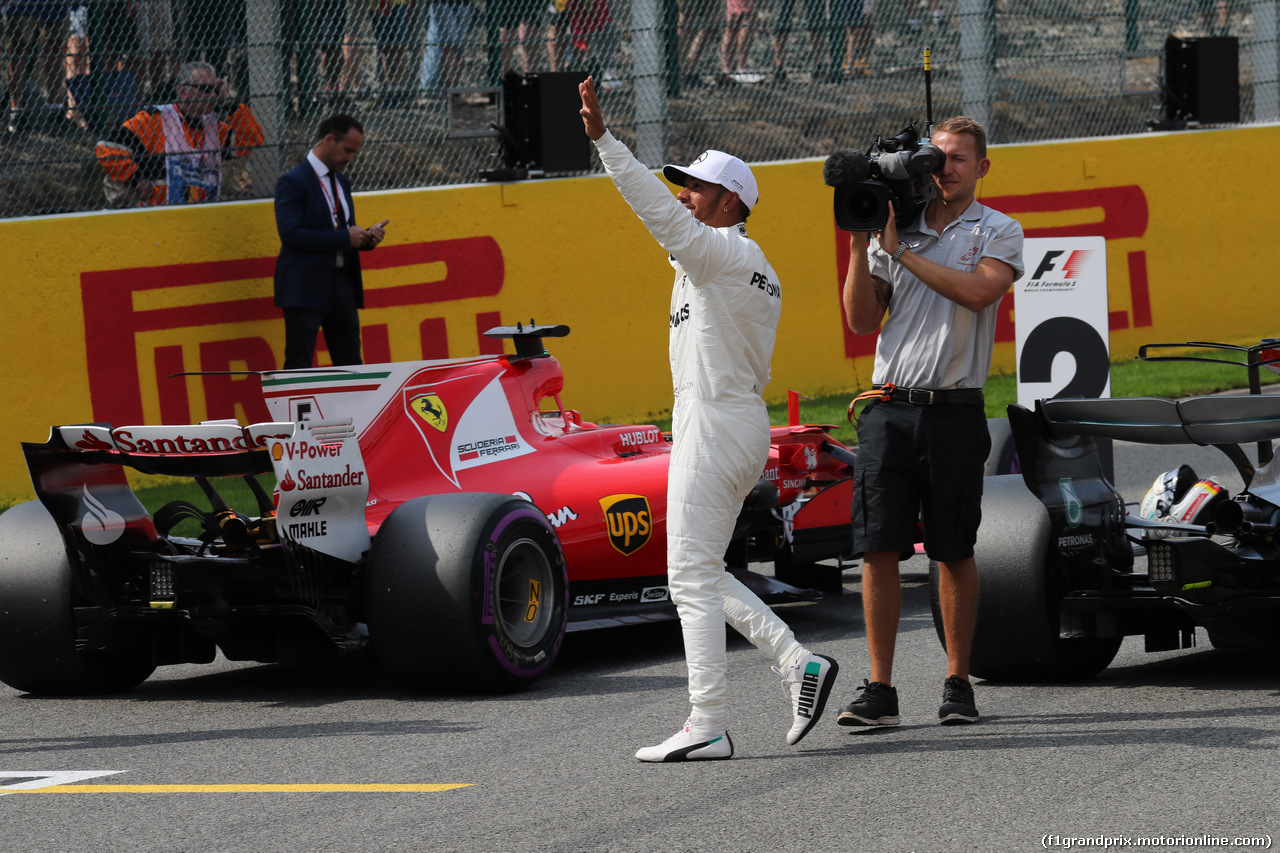 GP BELGIO, 26.08.2017 - Qualifiche, Lewis Hamilton (GBR) Mercedes AMG F1 W08 pole position