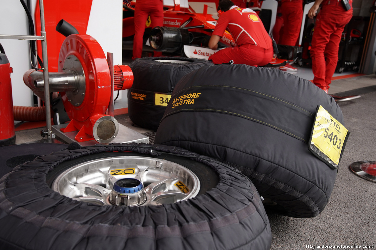 GP BELGIO, 25.08.2017 - Prove Libere 2, Pirelli Tyres e OZ Wheels