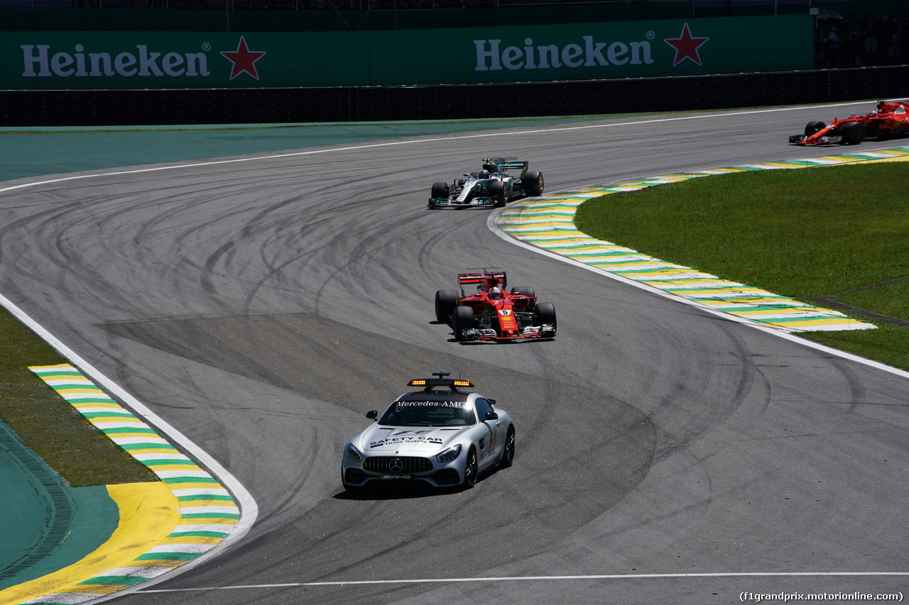 GP BRASILE, 12.11.2017 - Gara, The Safety car e Sebastian Vettel (GER) Ferrari SF70H