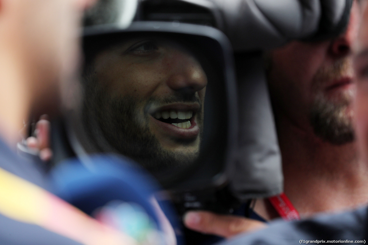 GP BRASILE, 09.11.2017 - Daniel Ricciardo (AUS) Red Bull Racing RB13