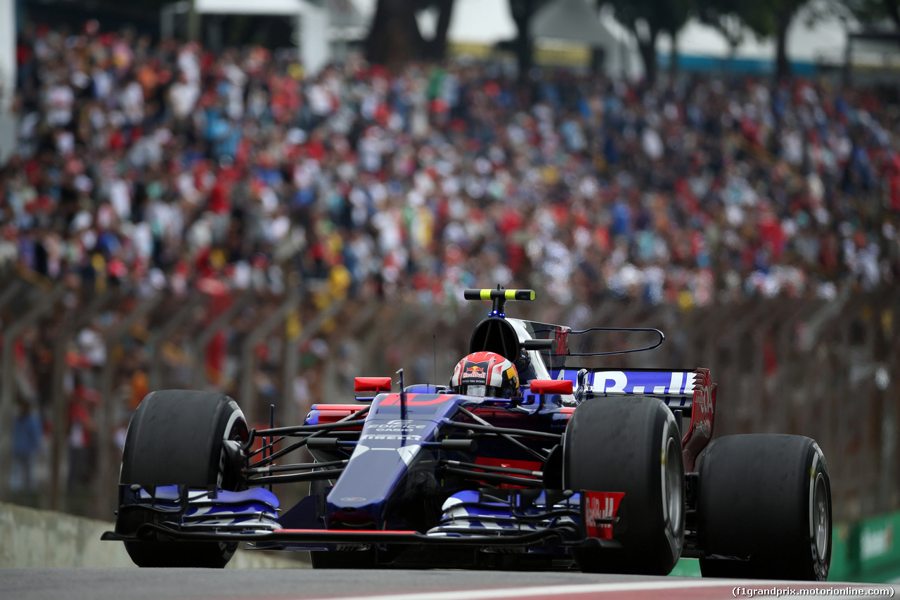 GP BRASILE, 11.11.2017 - Prove Libere 3, Pierre Gasly (FRA) Scuderia Toro Rosso STR12