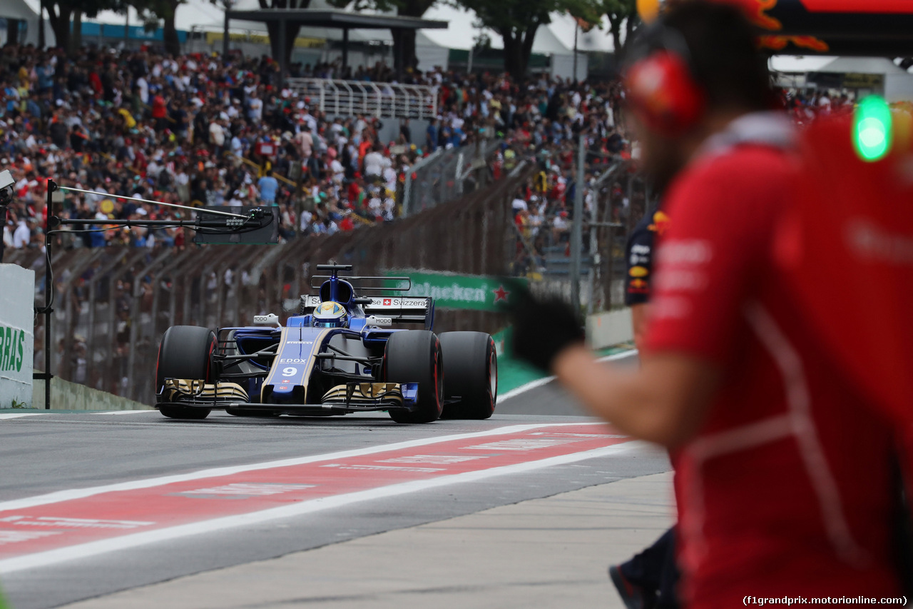 GP BRASILE, 11.11.2017 - Prove Libere 3, Marcus Ericsson (SUE) Sauber C36