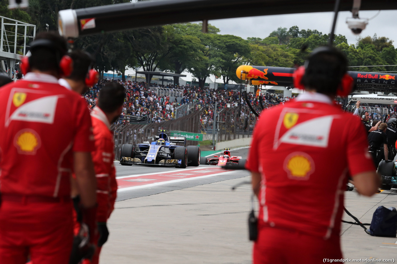 GP BRASILE, 11.11.2017 - Prove Libere 3, Marcus Ericsson (SUE) Sauber C36