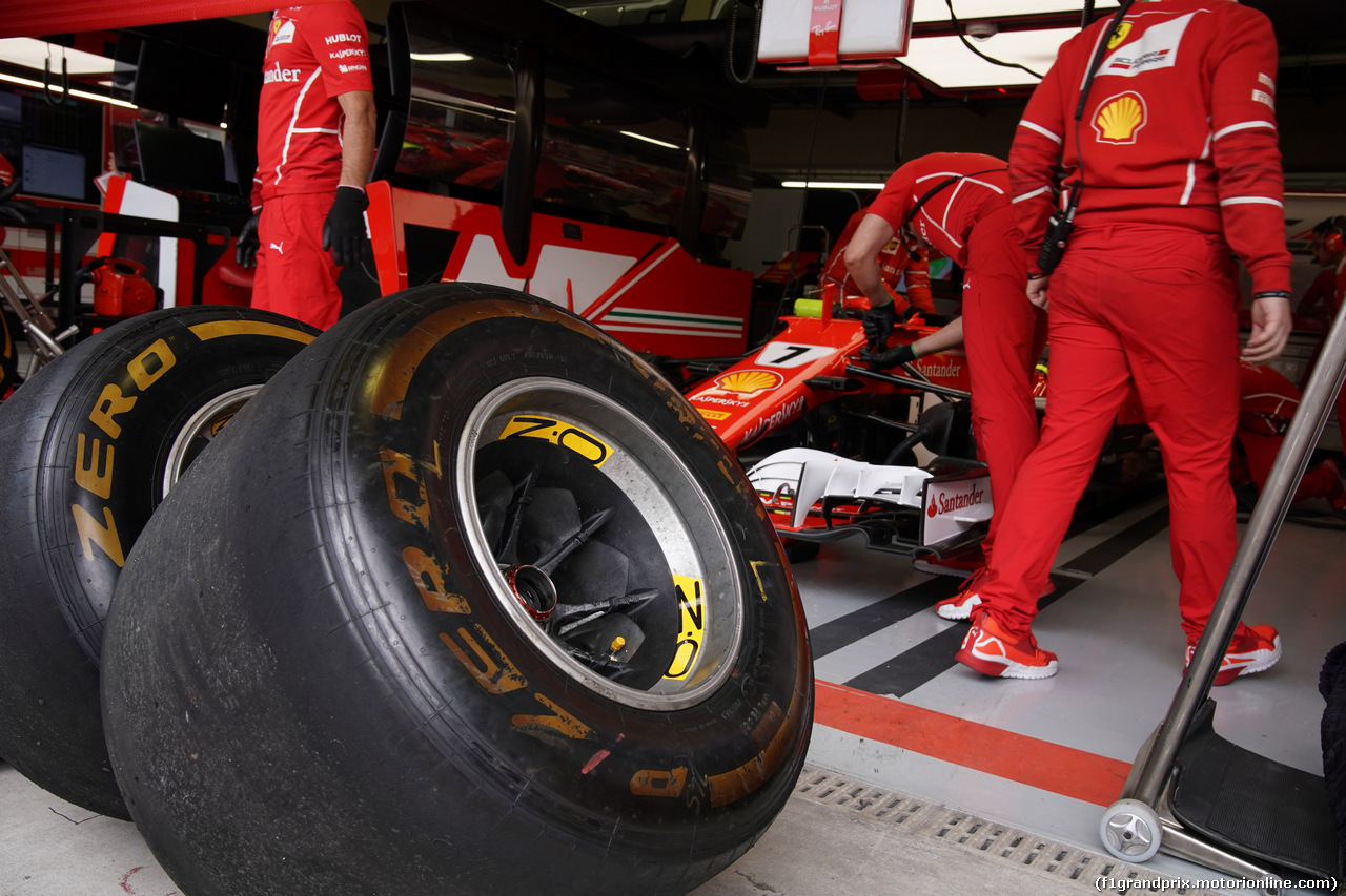 GP BRASILE, 11.11.2017 - Prove Libere 3, Kimi Raikkonen (FIN) Ferrari SF70H