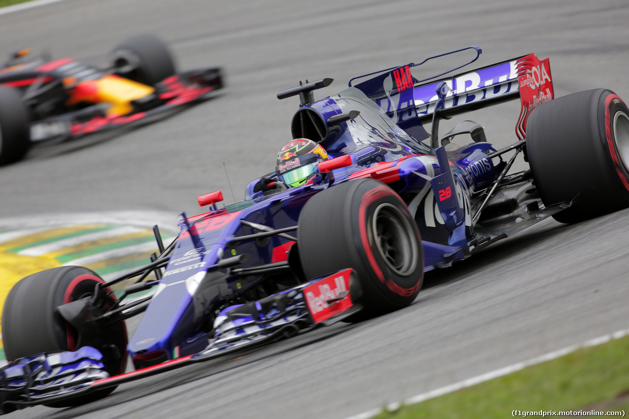 GP BRASILE, 11.11.2017 - Prove Libere 3, Brendon Hartley (NZL) Scuderia Toro Rosso STR12