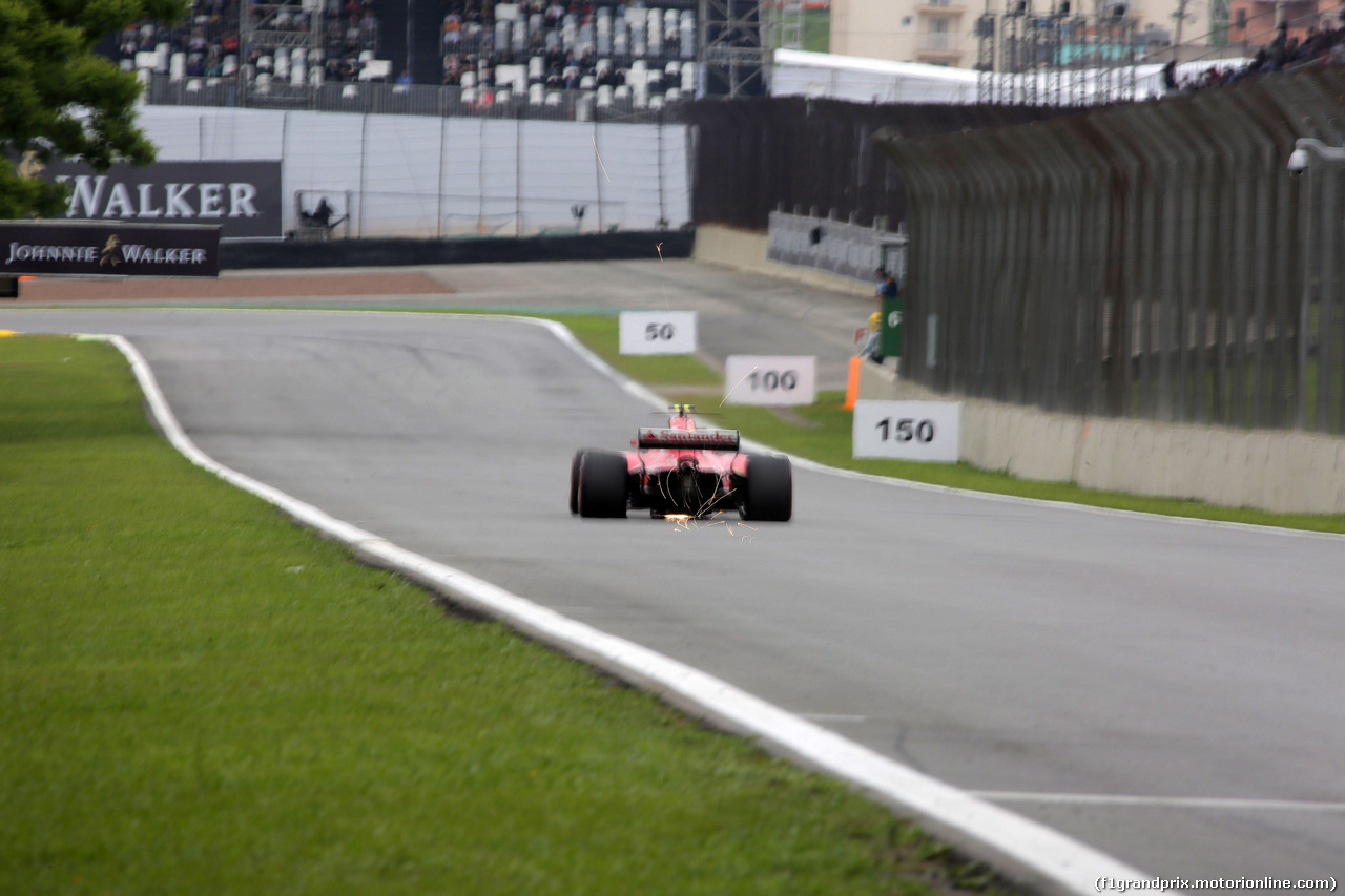 GP BRASILE, 11.11.2017 - Qualifiche, Kimi Raikkonen (FIN) Ferrari SF70H