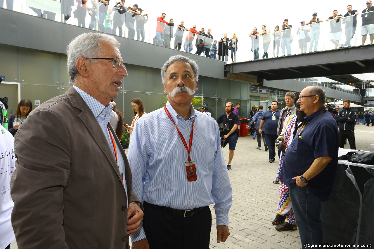 GP BRASILE, 11.11.2017 - Qualifiche, Tamas Rohonyi, Promotor GP Brasil e Chase Carey (USA) Formula One Group Chairman