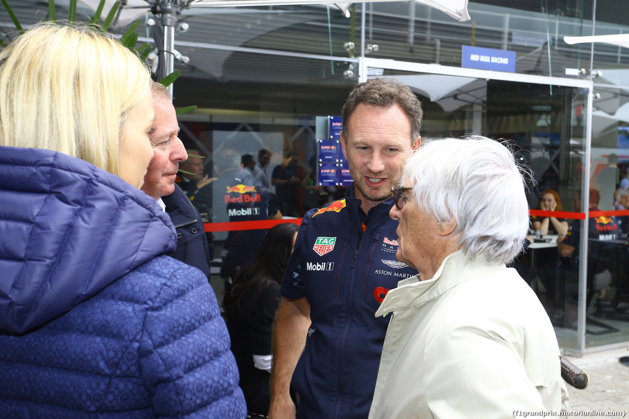 GP BRASILE, 11.11.2017 - Qualifiche, Christian Horner (GBR), Red Bull Racing, Sporting Director e Bernie Ecclestone (GBR)