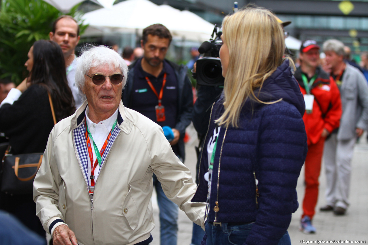 GP BRASILE, 11.11.2017 - Qualifiche, Bernie Ecclestone (GBR) e his daughter Petra Ecclestone