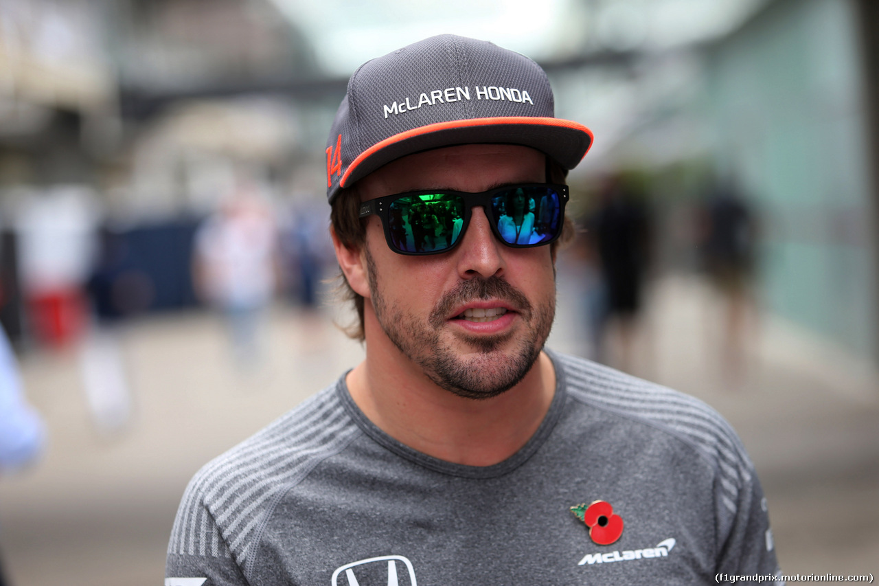 GP BRASILE, 09.11.2017 - Fernando Alonso (ESP) McLaren MCL32