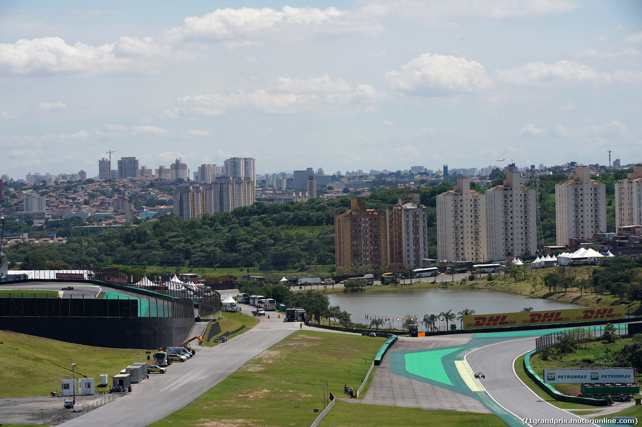 GP BRASILE, 10.11.2017 - Prove Libere 1, Valtteri Bottas (FIN) Mercedes AMG F1 W08