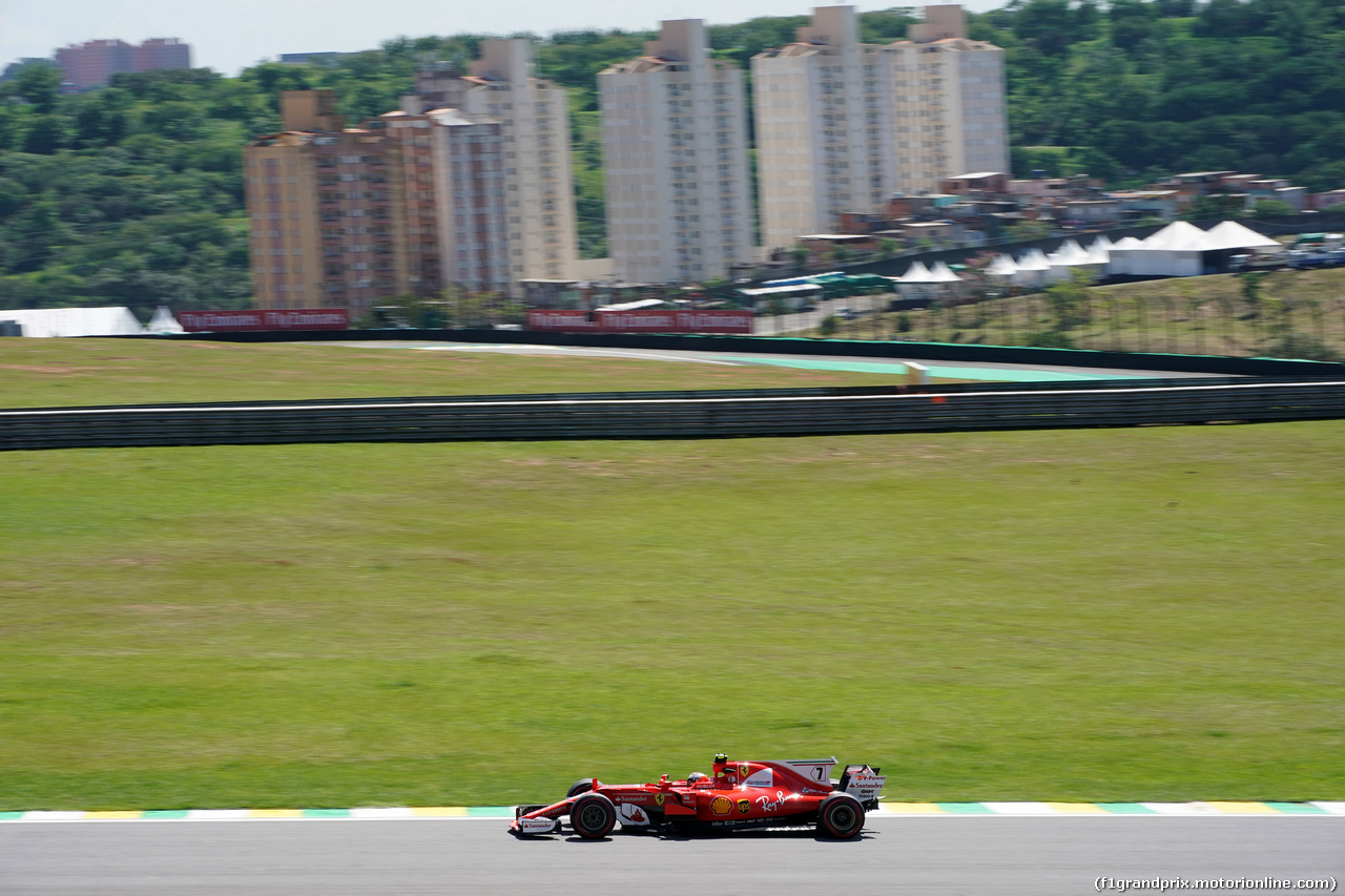 GP BRASILE, 10.11.2017 - Prove Libere 1, Kimi Raikkonen (FIN) Ferrari SF70H