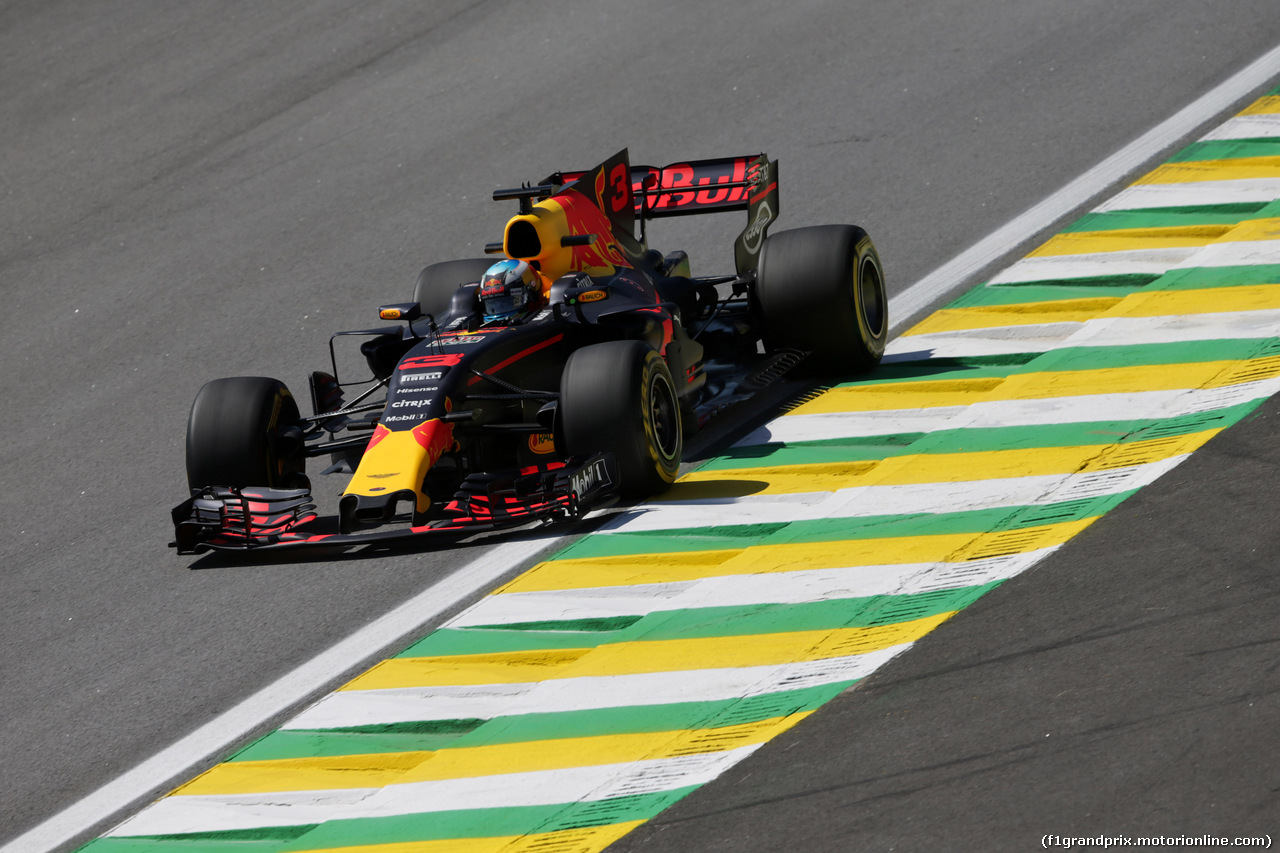 GP BRASILE, 10.11.2017 - Prove Libere 1, Daniel Ricciardo (AUS) Red Bull Racing RB13