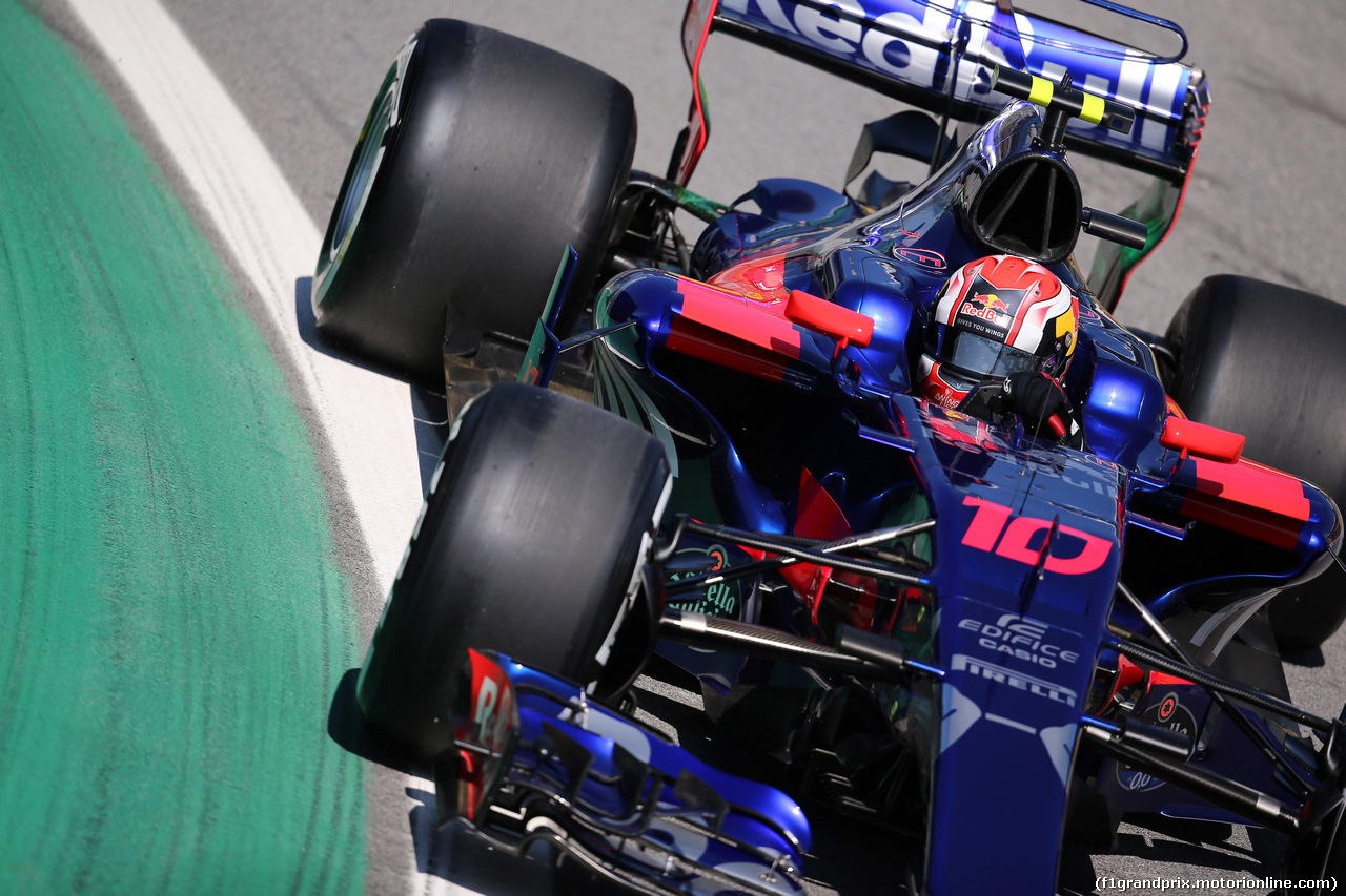 GP BRASILE, 10.11.2017 - Prove Libere 1, Pierre Gasly (FRA) Scuderia Toro Rosso STR12