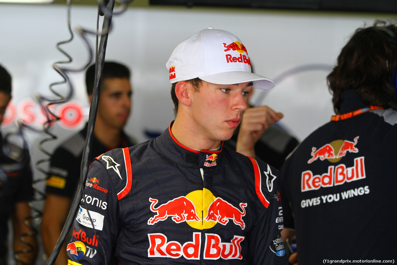 GP BRASILE, 10.11.2017 - Prove Libere 1, Pierre Gasly (FRA) Scuderia Toro Rosso STR12