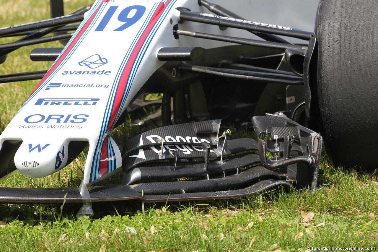 GP CANADA, 11.06.2017- Gara, Felipe Massa (BRA) Williams F1 Team FW40  after the crash