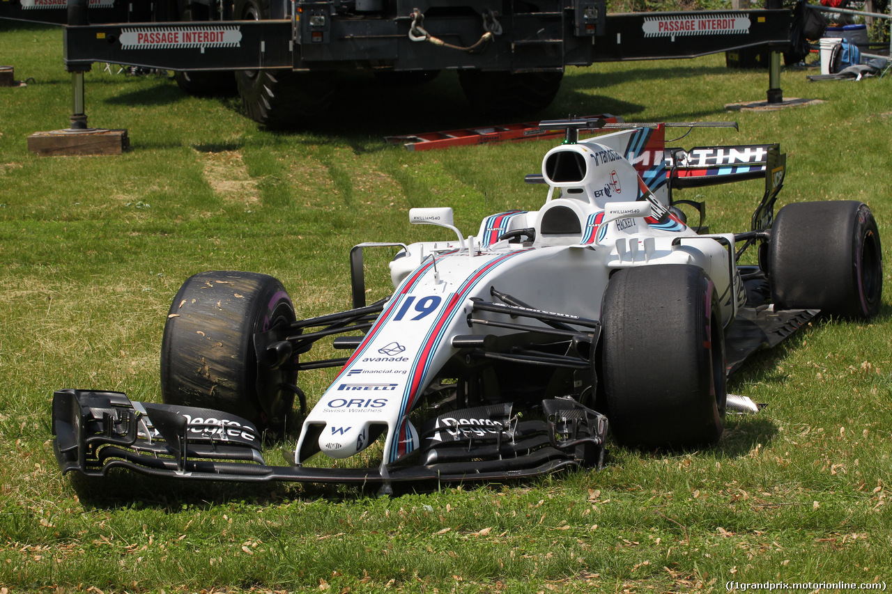 GP CANADA, 11.06.2017- Gara, Felipe Massa (BRA) Williams F1 Team FW40  after the crash