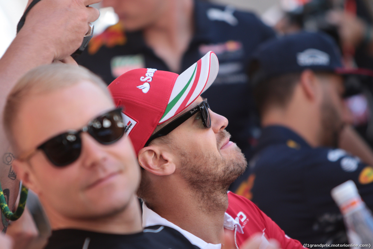 GP CANADA, 08.06.2017- Sebastian Vettel (GER) Ferrari SF70H e Valtteri Bottas (FIN) Mercedes AMG F1 W08
