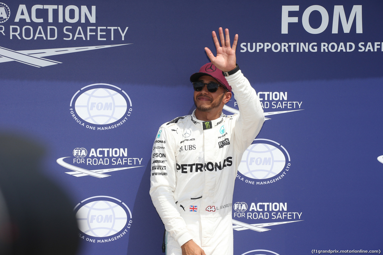 GP CANADA, 10.06.2017- Qualifiche, Lewis Hamilton (GBR) Mercedes AMG F1 W08  is celebrating pole position