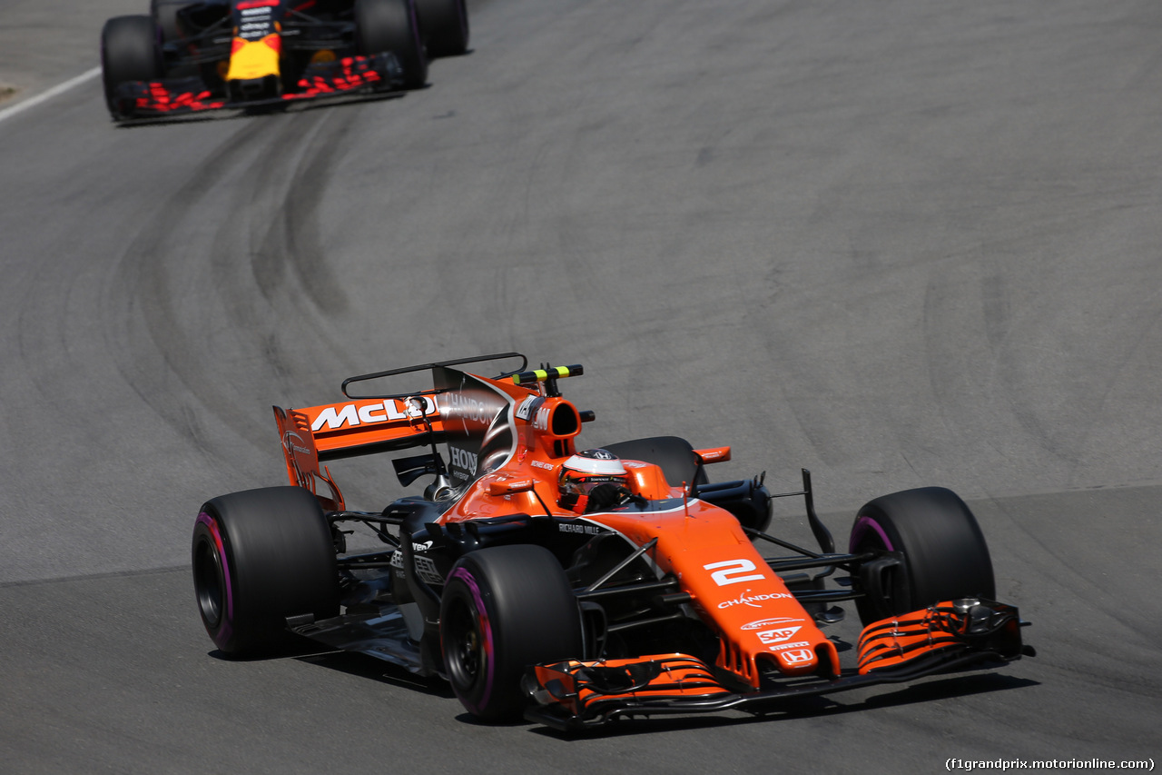 GP CANADA, 10.06.2017- Qualifiche, Stoffel Vandoorne (BEL) McLaren MCL32