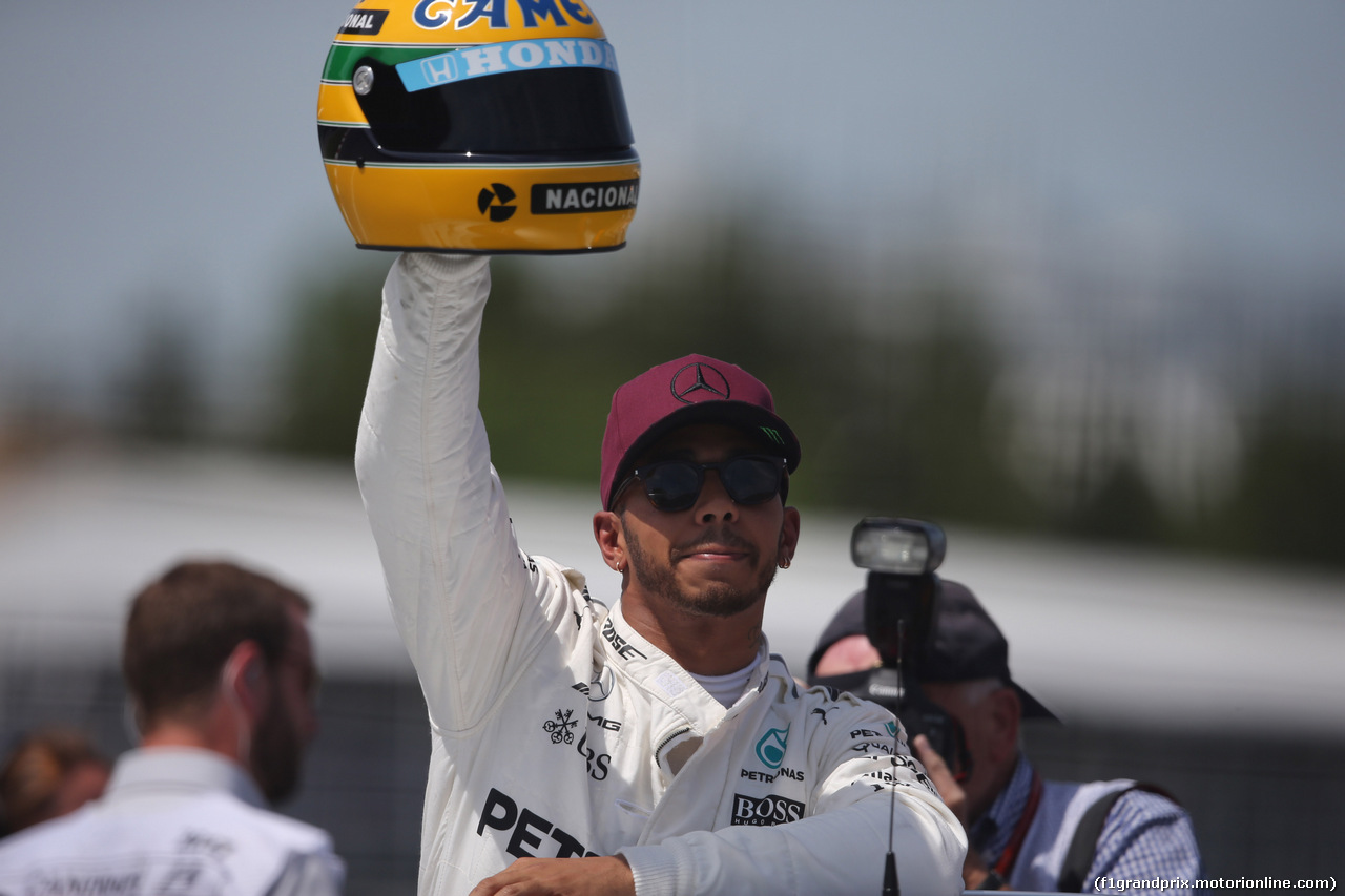 GP CANADA, 10.06.2017- Qualifiche, Lewis Hamilton (GBR) Mercedes AMG F1 W08  is celebrating his 65th Pole Position with Ayrton Senna (BRA) Helmet