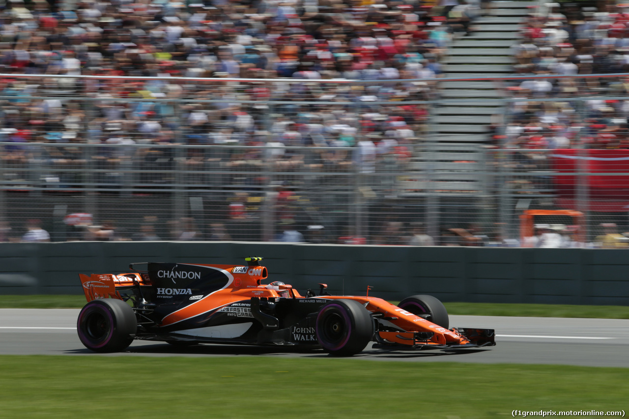 GP CANADA, 10.06.2017- Qualifiche, Stoffel Vandoorne (BEL) McLaren MCL32