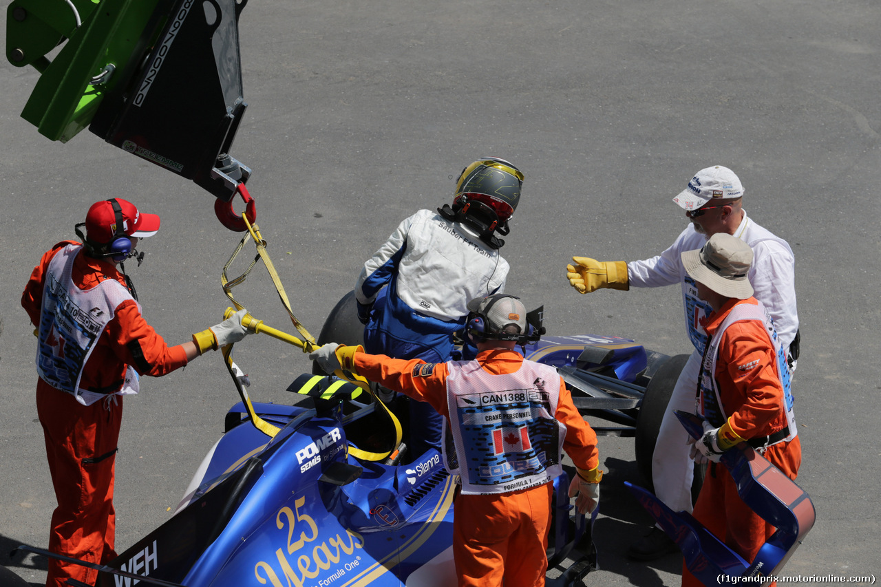 GP CANADA, 10.06.2017- Qualifiche, Pascal Wehrlein (GER) Sauber C36 after the crash in Q1