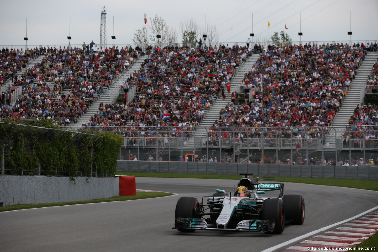 GP CANADA, 09.06.2017- Prove Libere 2, Lewis Hamilton (GBR) Mercedes AMG F1 W08