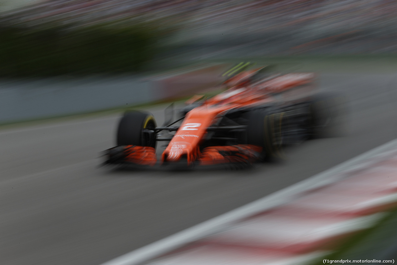 GP CANADA, 09.06.2017- Prove Libere 2, Stoffel Vandoorne (BEL) McLaren MCL32