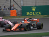 GP CINA, 09.04.2017 - Gara, Fernando Alonso (ESP) McLaren MCL32 e Sergio Perez (MEX) Sahara Force India F1 VJM010