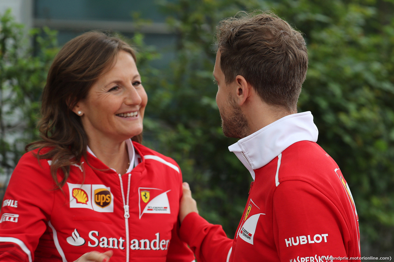 GP CINA, 06.04.2017 - Stefania Boccoli (ITA) Ferrari PR Officer e Sebastian Vettel (GER) Ferrari SF70H
