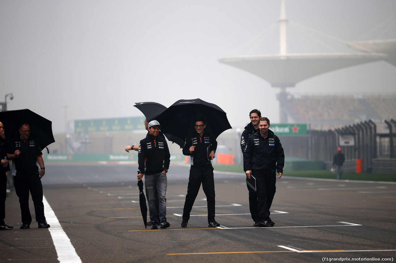 GP CINA, 06.04.2017 - Sergio Perez (MEX) Sahara Force India F1 VJM010