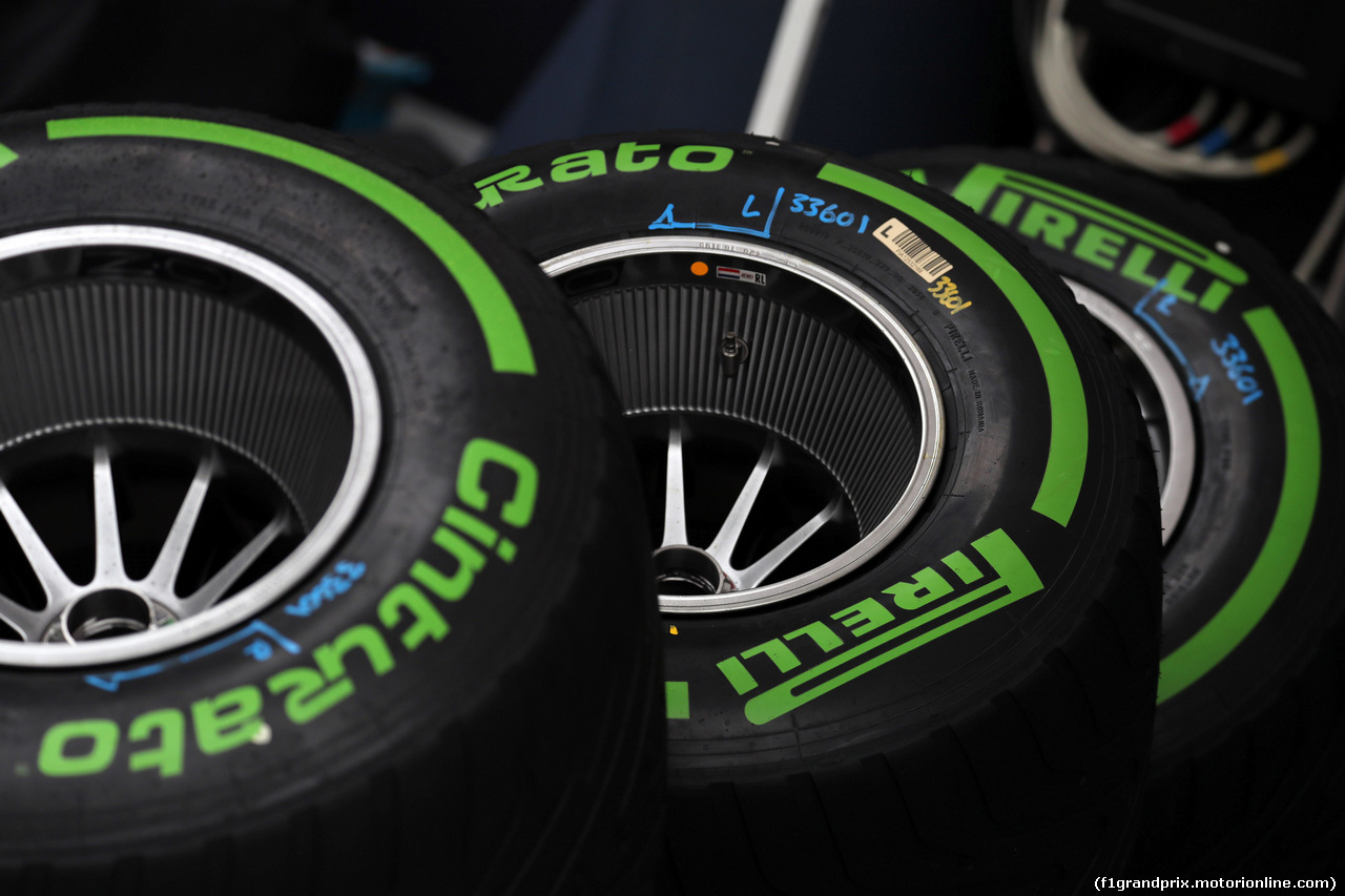 GP CINA, 06.04.2017 - Pirelli Tyres