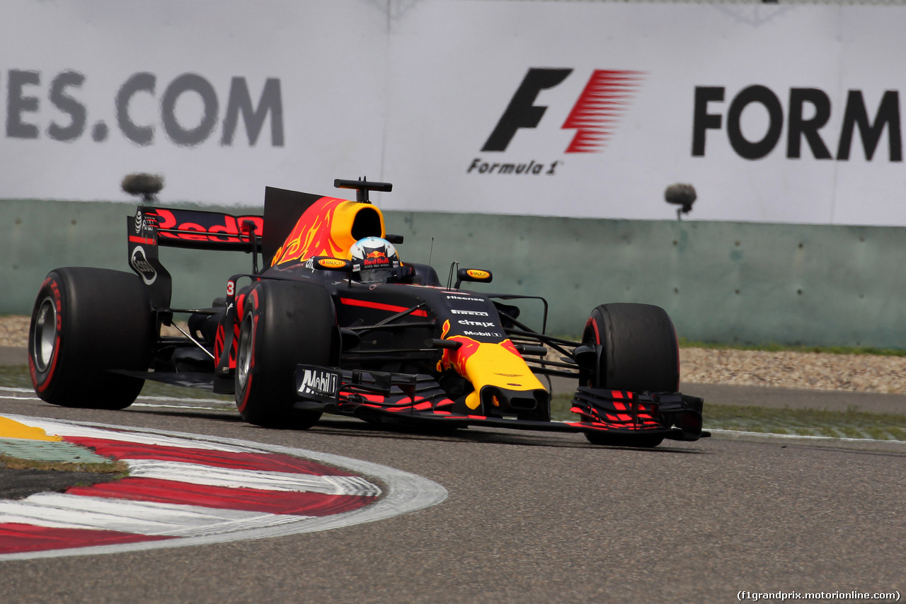 GP CINA, 07.04.2017 - Prove Libere 3, Daniel Ricciardo (AUS) Red Bull Racing RB13