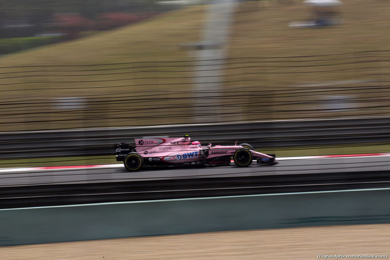 GP CINA, 07.04.2017 - Prove Libere 3, Esteban Ocon (FRA) Sahara Force India F1 VJM10