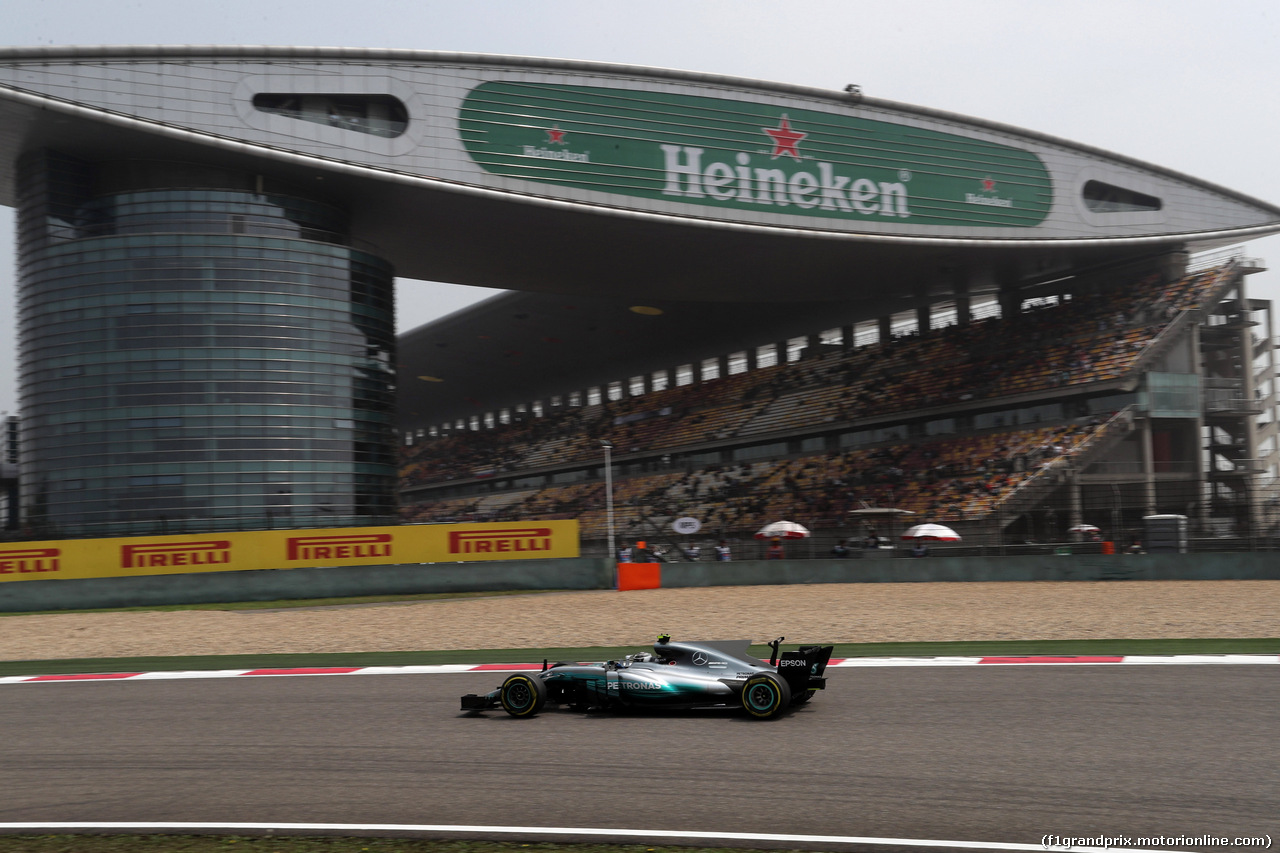 GP CINA, 07.04.2017 - Prove Libere 3, Valtteri Bottas (FIN) Mercedes AMG F1 W08