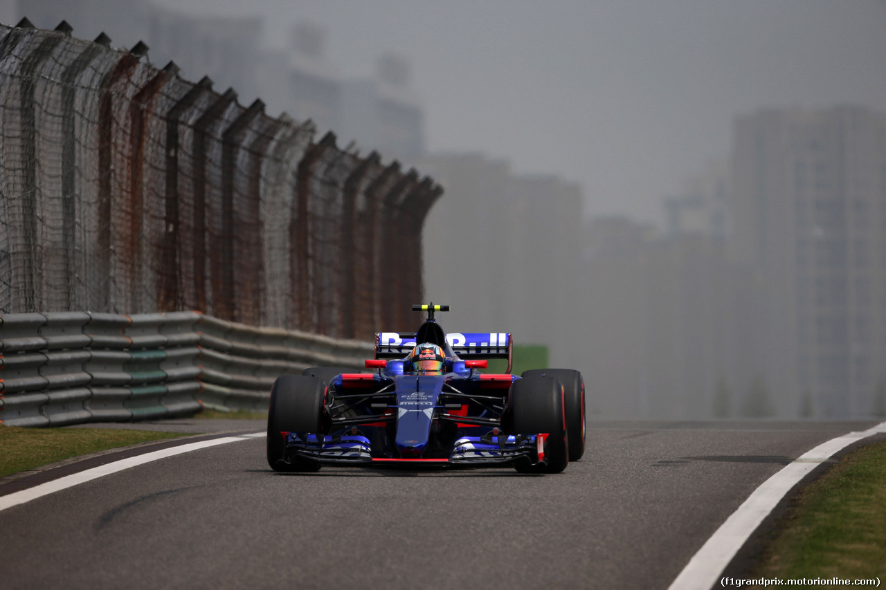 GP CINA, 08.04.2017 - Prove Libere 3, Carlos Sainz Jr (ESP) Scuderia Toro Rosso STR12
