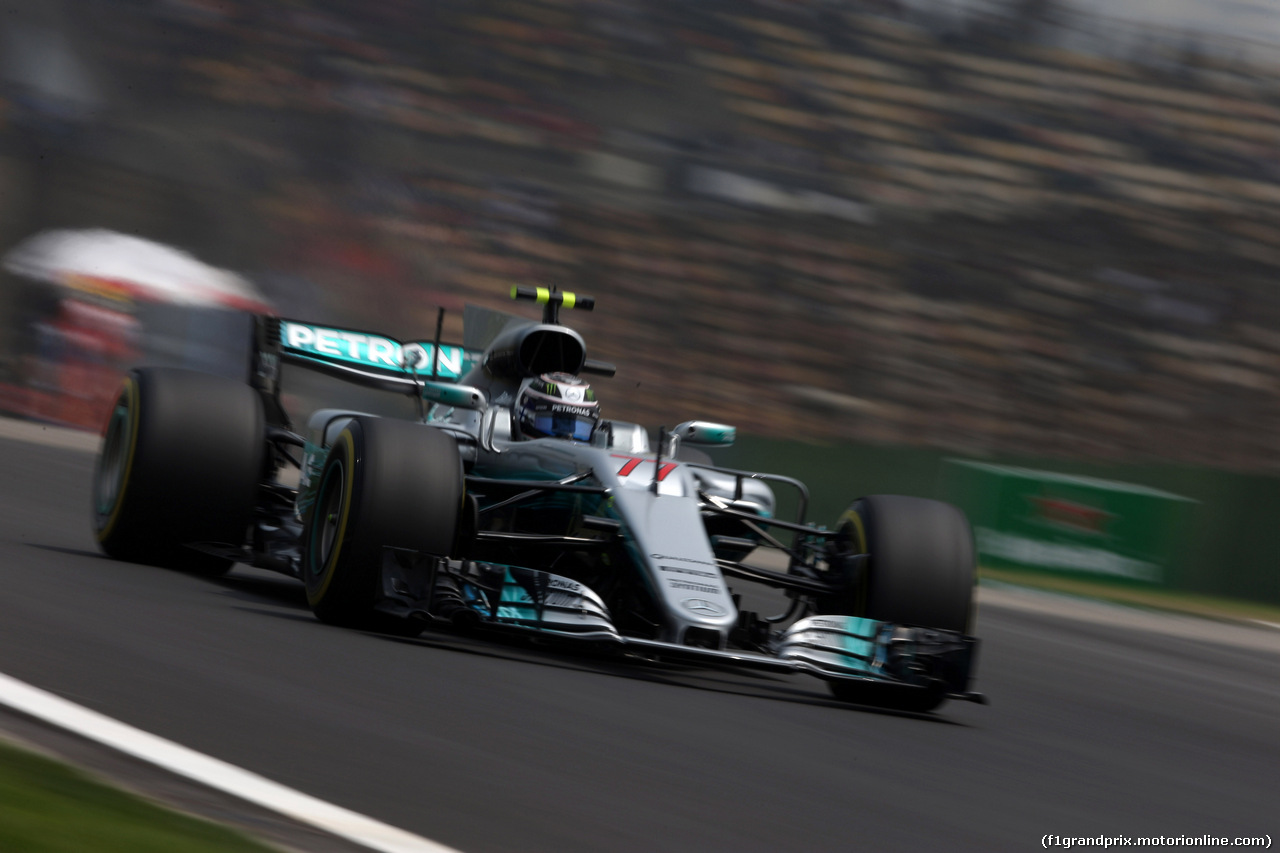 GP CINA, 08.04.2017 - Prove Libere 3, Valtteri Bottas (FIN) Mercedes AMG F1 W08