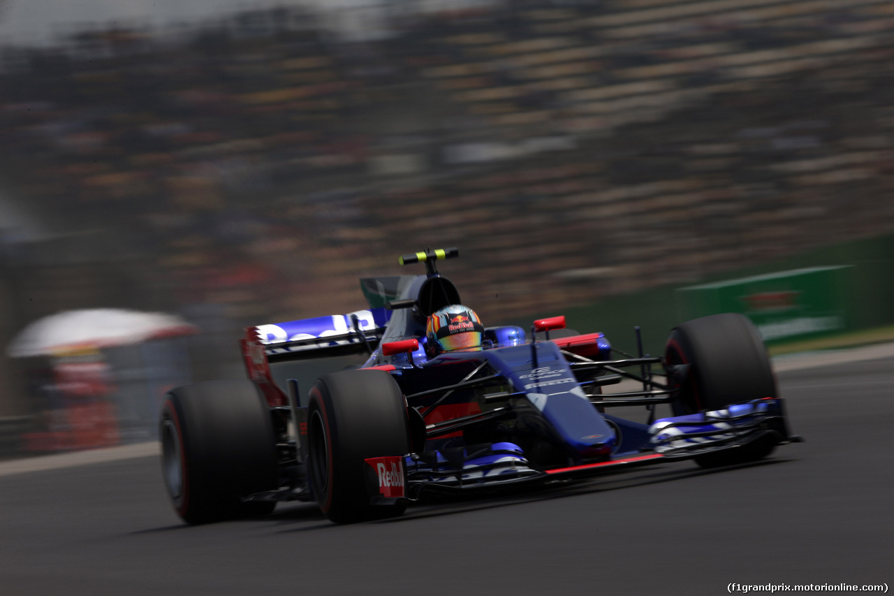 GP CINA, 08.04.2017 - Prove Libere 3, Carlos Sainz Jr (ESP) Scuderia Toro Rosso STR12