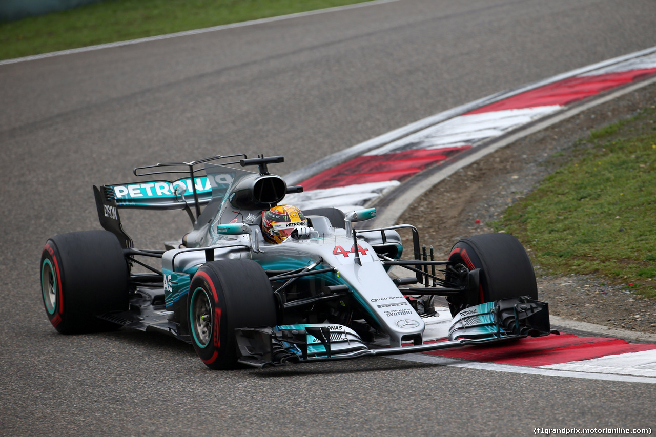 GP CINA, 08.04.2017- Prove Libere 3, Lewis Hamilton (GBR) Mercedes AMG F1 W08