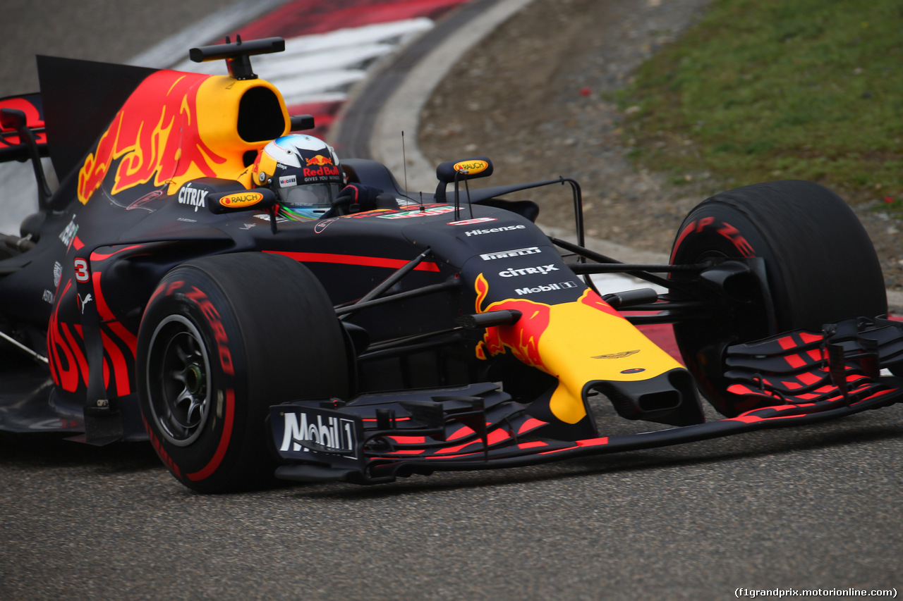 GP CINA, 08.04.2017- Prove Libere 3, Daniel Ricciardo (AUS) Red Bull Racing RB13