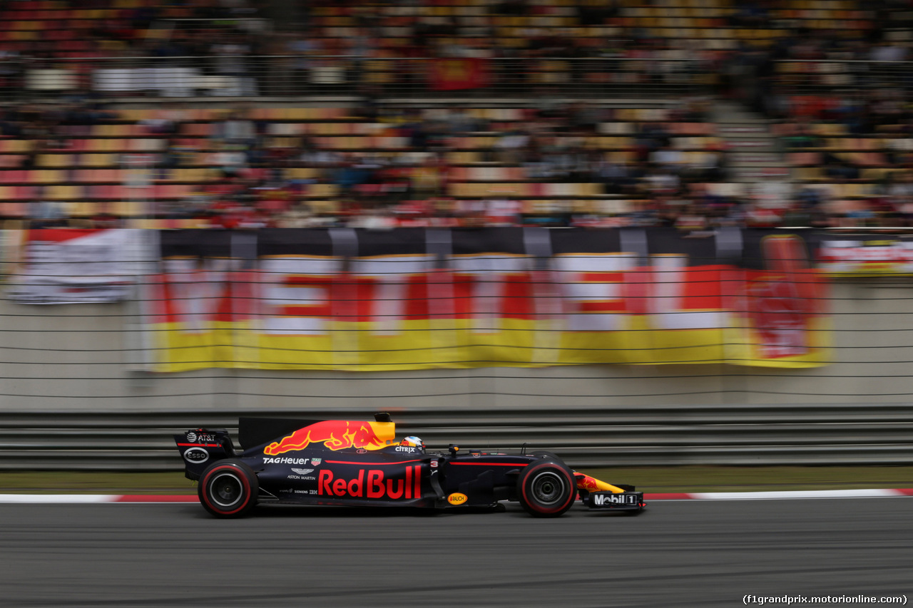 GP CINA, 08.04.2017 - Prove Libere 3, Daniel Ricciardo (AUS) Red Bull Racing RB13