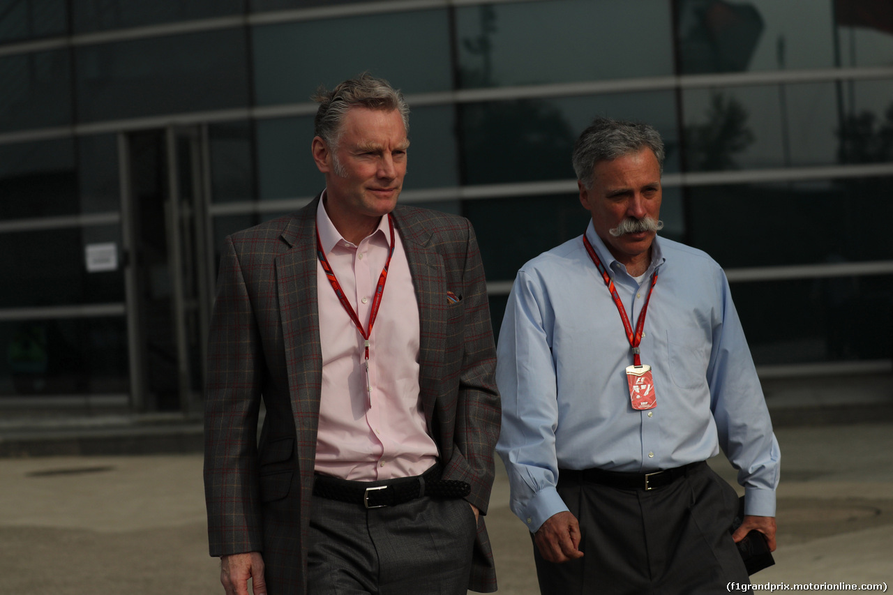 GP CINA, 08.04.2017 - Qualifiche, Sean Bratches, Formula 1 Managing Director, Commercial Operations e Chase Carey (USA) Formula One Group Chairman