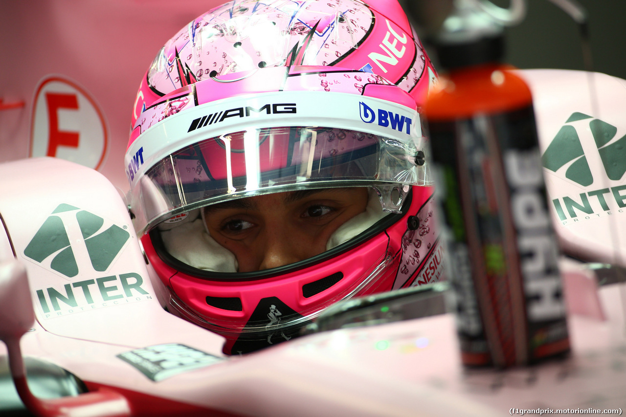 GP CINA, 07.04.2017 - Prove Libere 1, Esteban Ocon (FRA) Sahara Force India F1 VJM10
