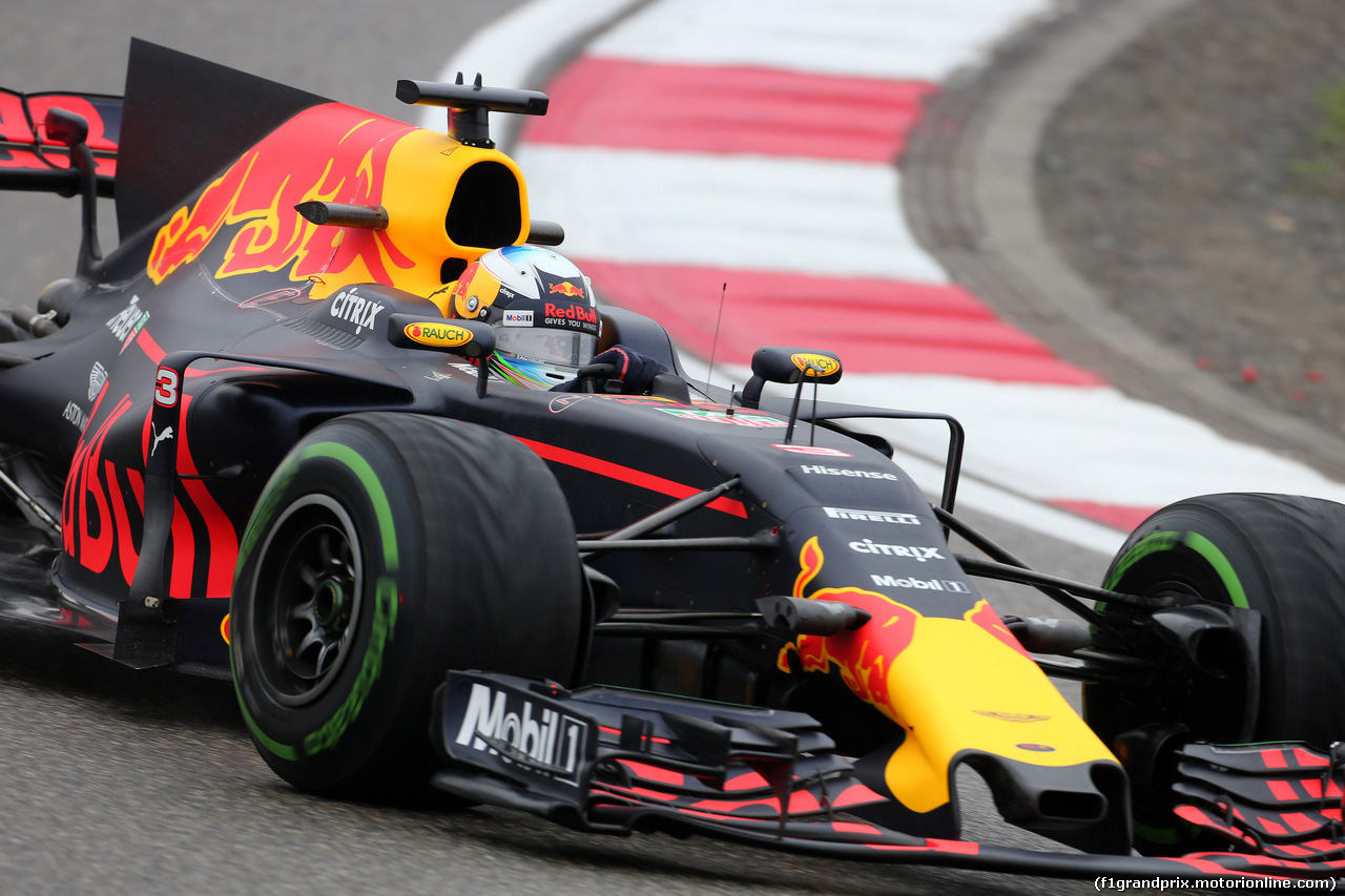 GP CINA, 07.04.2017 - Prove Libere 1, Daniel Ricciardo (AUS) Red Bull Racing RB13
