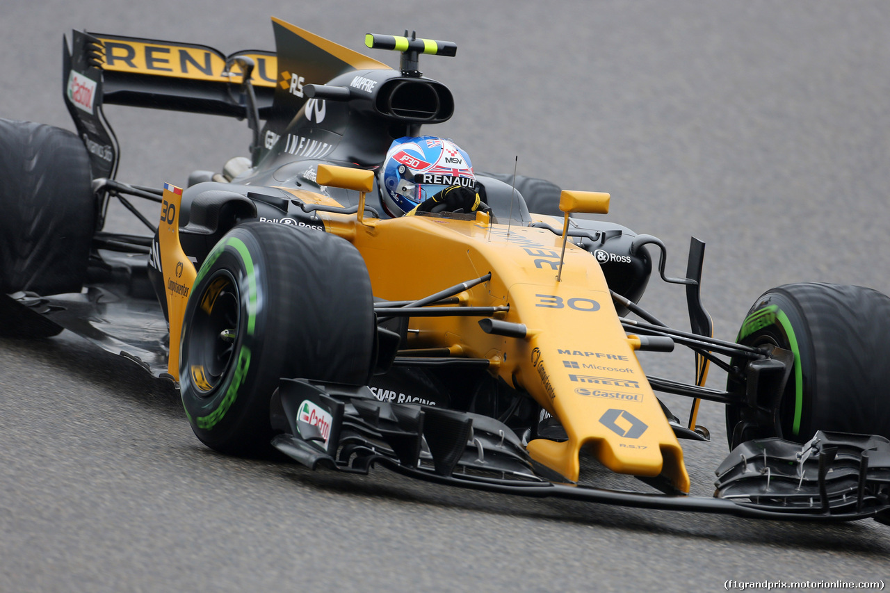 GP CINA, 07.04.2017 - Prove Libere 1, Jolyon Palmer (GBR) Renault Sport F1 Team RS17
