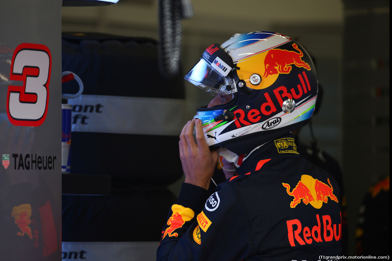 GP CINA, 07.04.2017 - Prove Libere 1, Max Verstappen (NED) Red Bull Racing RB13