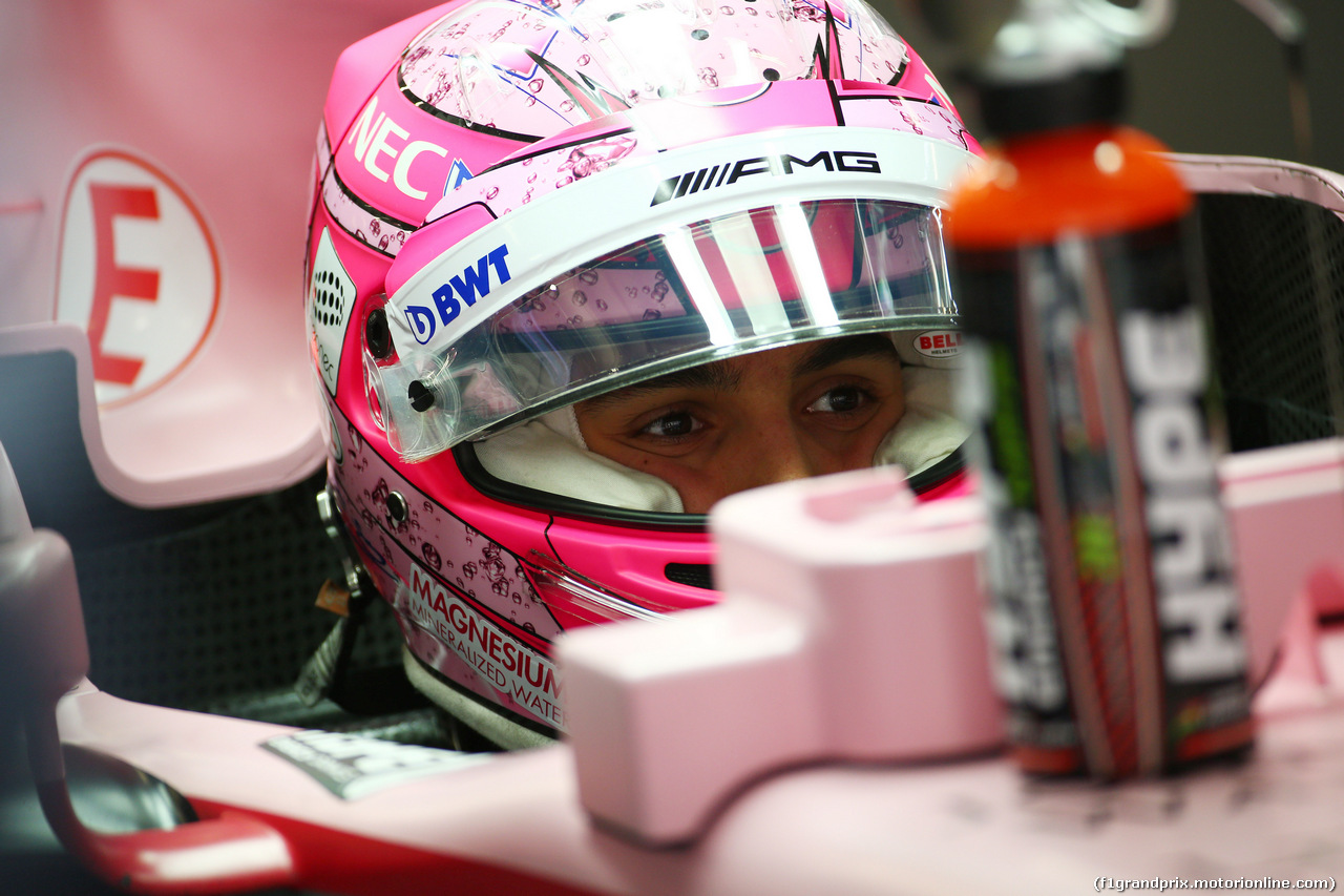 GP CINA, 07.04.2017 - Prove Libere 1, Esteban Ocon (FRA) Sahara Force India F1 VJM10