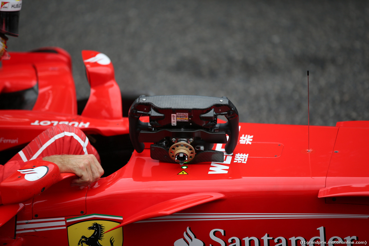 GP GIAPPONE, 07.10.2017- Qualifiche, Ferrari SF70H steering wheel